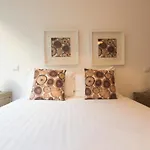 Citybreak-apartments Bolhao Daire *